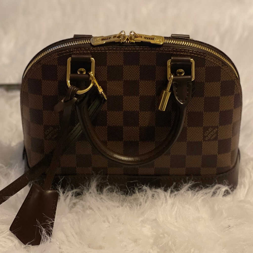 Authentic Louie Vuitton Alma BB bag